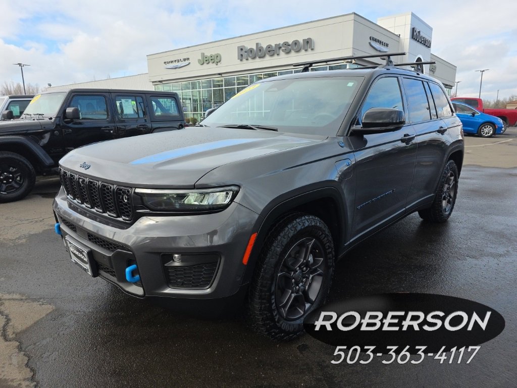 Certified 2023 Jeep Grand Cherokee Trailhawk w/ Advanced Protech Group II