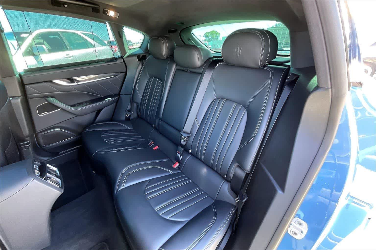 Used 2023 Maserati Levante Modena AWD/4WD image 29