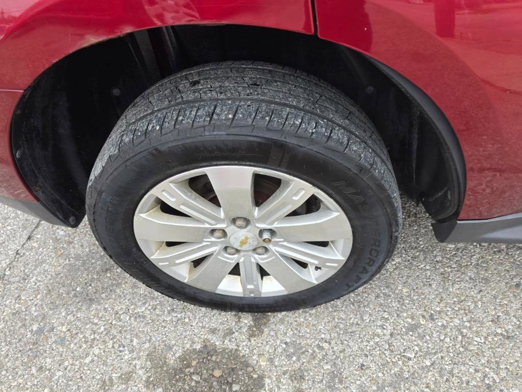 Used 2011 Chevrolet Equinox LT image 13