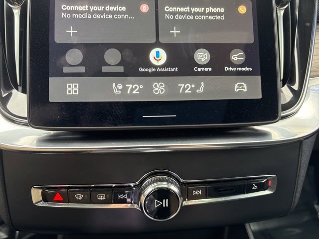 Used 2025 Volvo XC90 B6 Plus AWD/4WD image 28