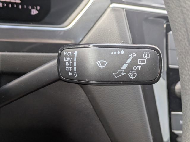 Used 2023 Volkswagen Tiguan S image 27