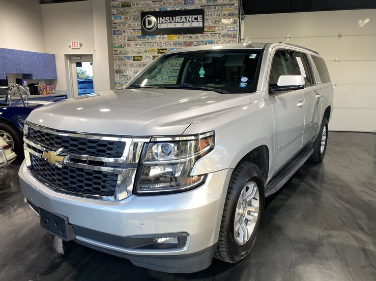 Used 2019 Chevrolet Suburban LT AWD/4WD image 3
