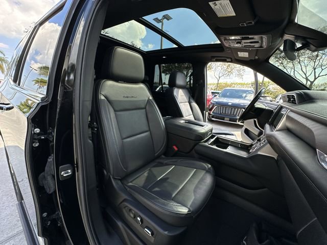 Used 2022 GMC Yukon Denali image 17