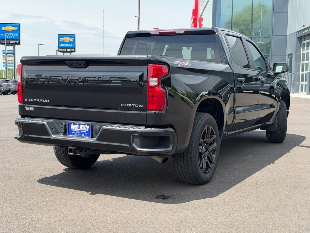 Used 2023 Chevrolet Silverado 1500 Custom AWD/4WD image 5