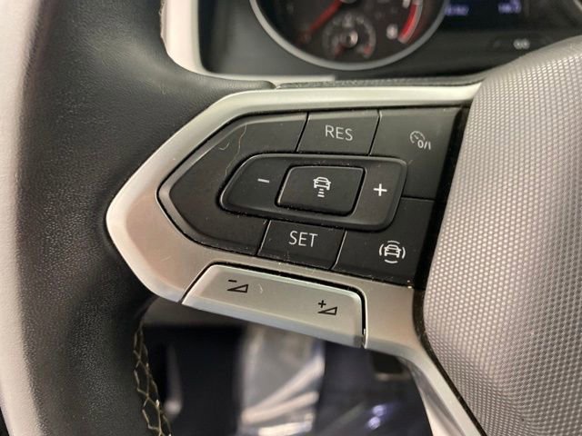 Used 2021 Volkswagen Atlas Cross Sport SEL image 17