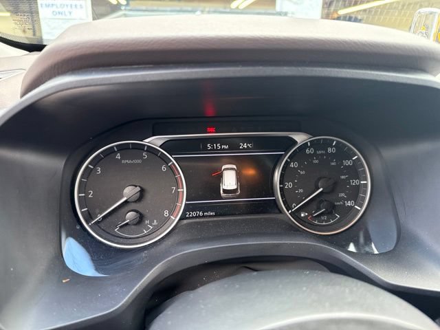 Used 2023 Nissan Rogue S AWD/4WD image 8