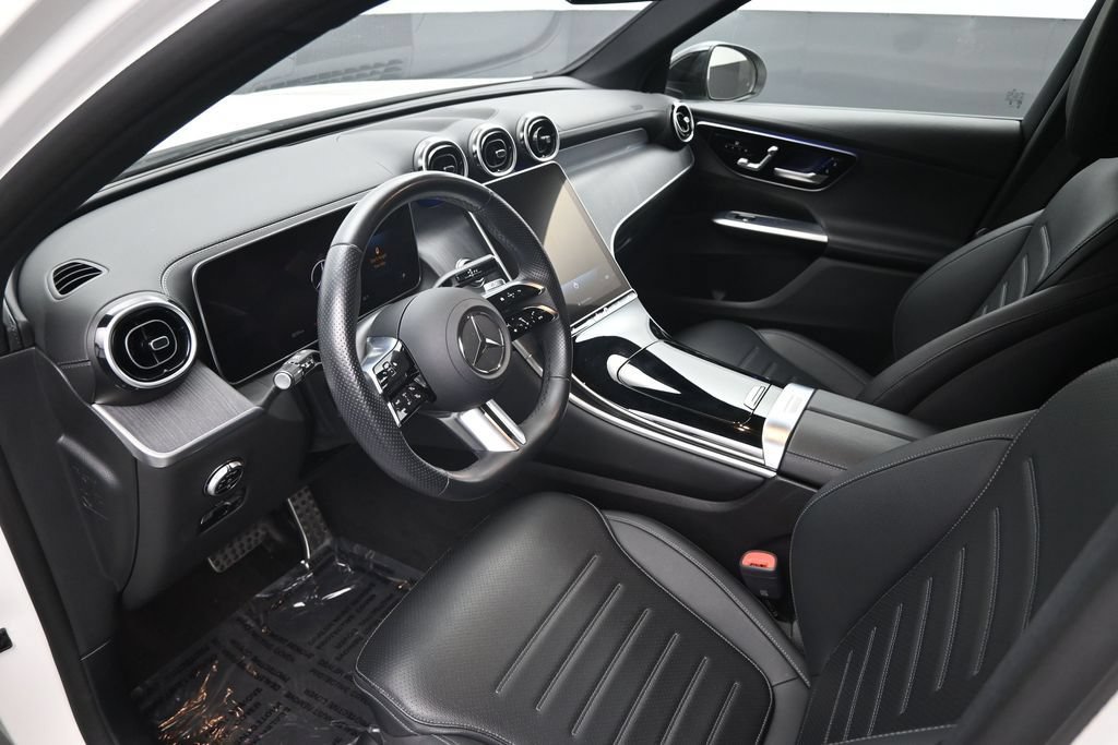Used 2024 Mercedes-Benz GLC 300 4MATIC image 20
