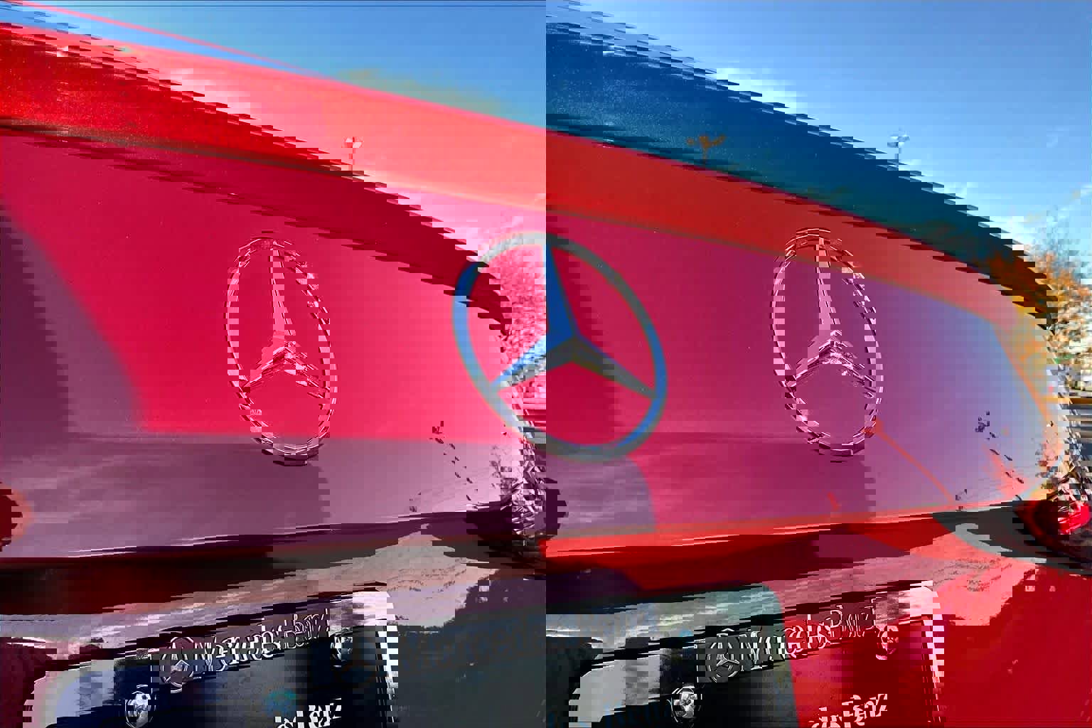 Used 2025 Mercedes-Benz C 300 Sedan image 31