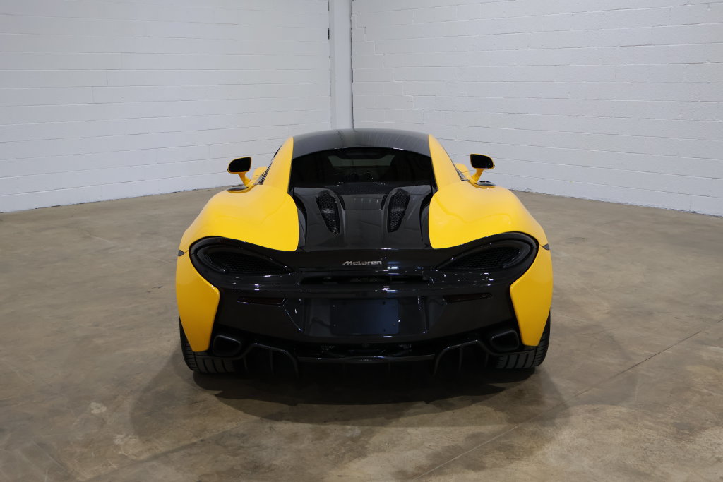 Used 2016 McLaren 570S Coupe RWD image 3