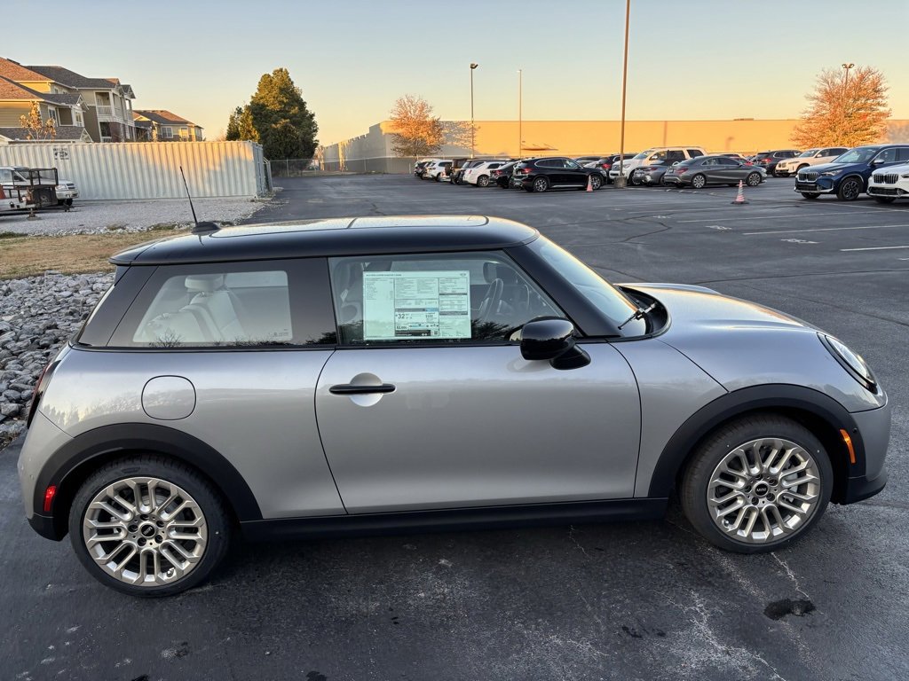 New 2025 MINI Cooper 2-Door Hardtop image 7