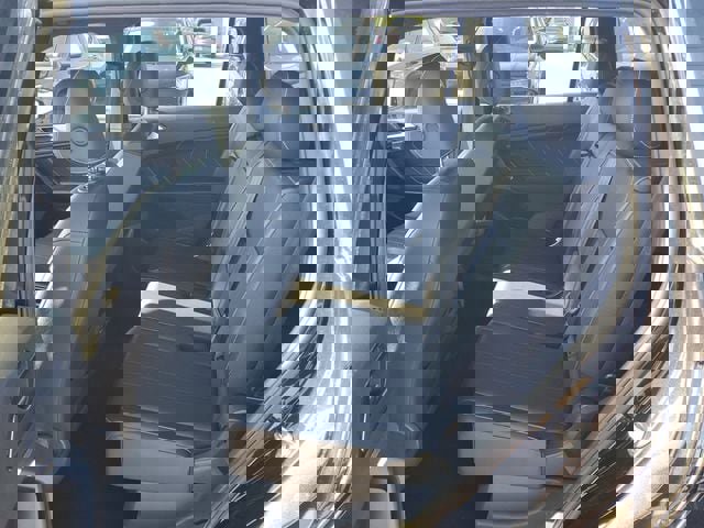 Certified 2023 Volkswagen Tiguan SE R-Line image 10