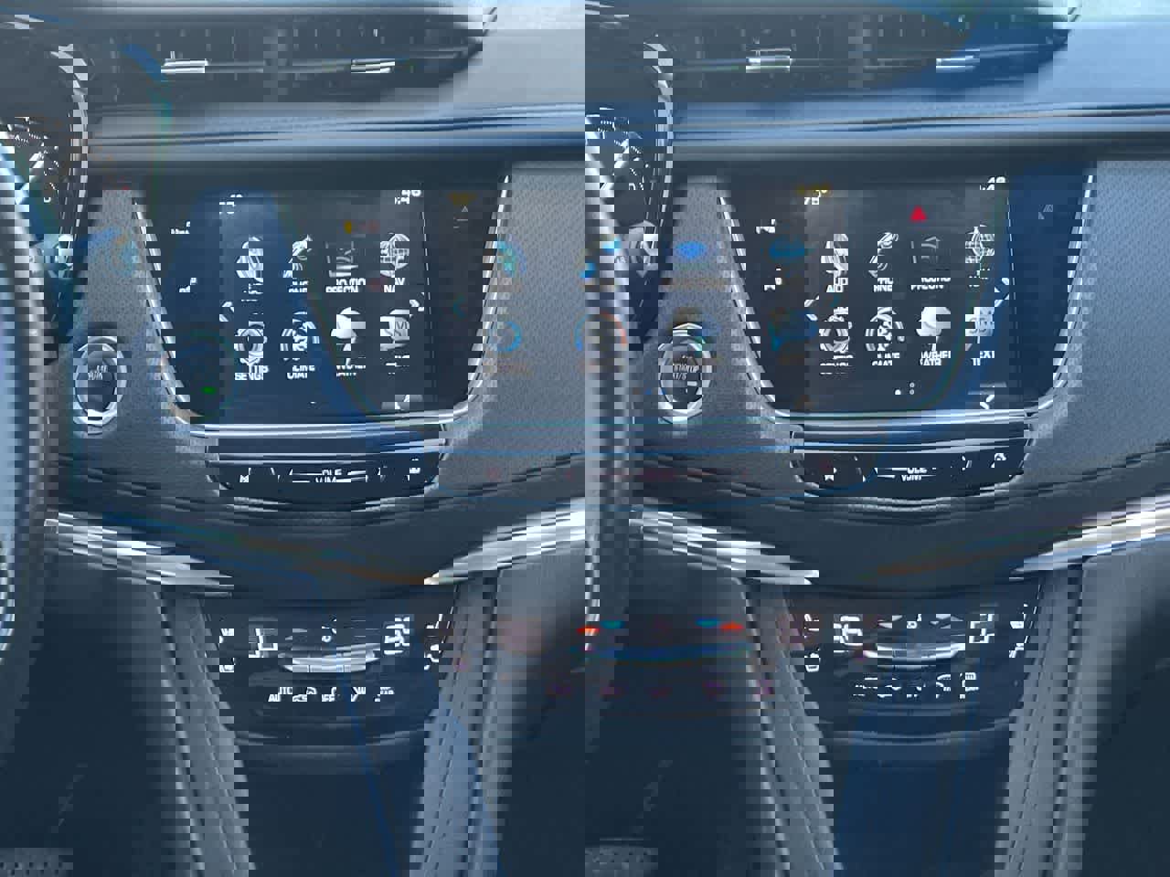 Used 2019 Cadillac XT5 Premium Luxury w/ LPO, Black Ice Package image 13