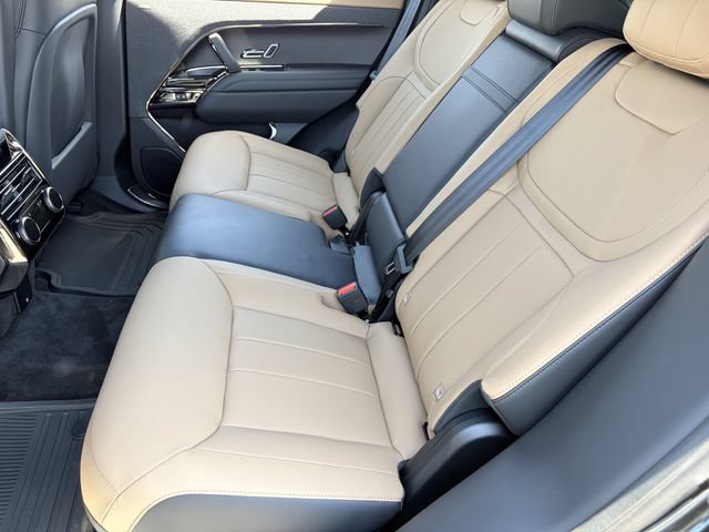New 2026 Land Rover Range Rover Sport Dynamic SE AWD/4WD image 16