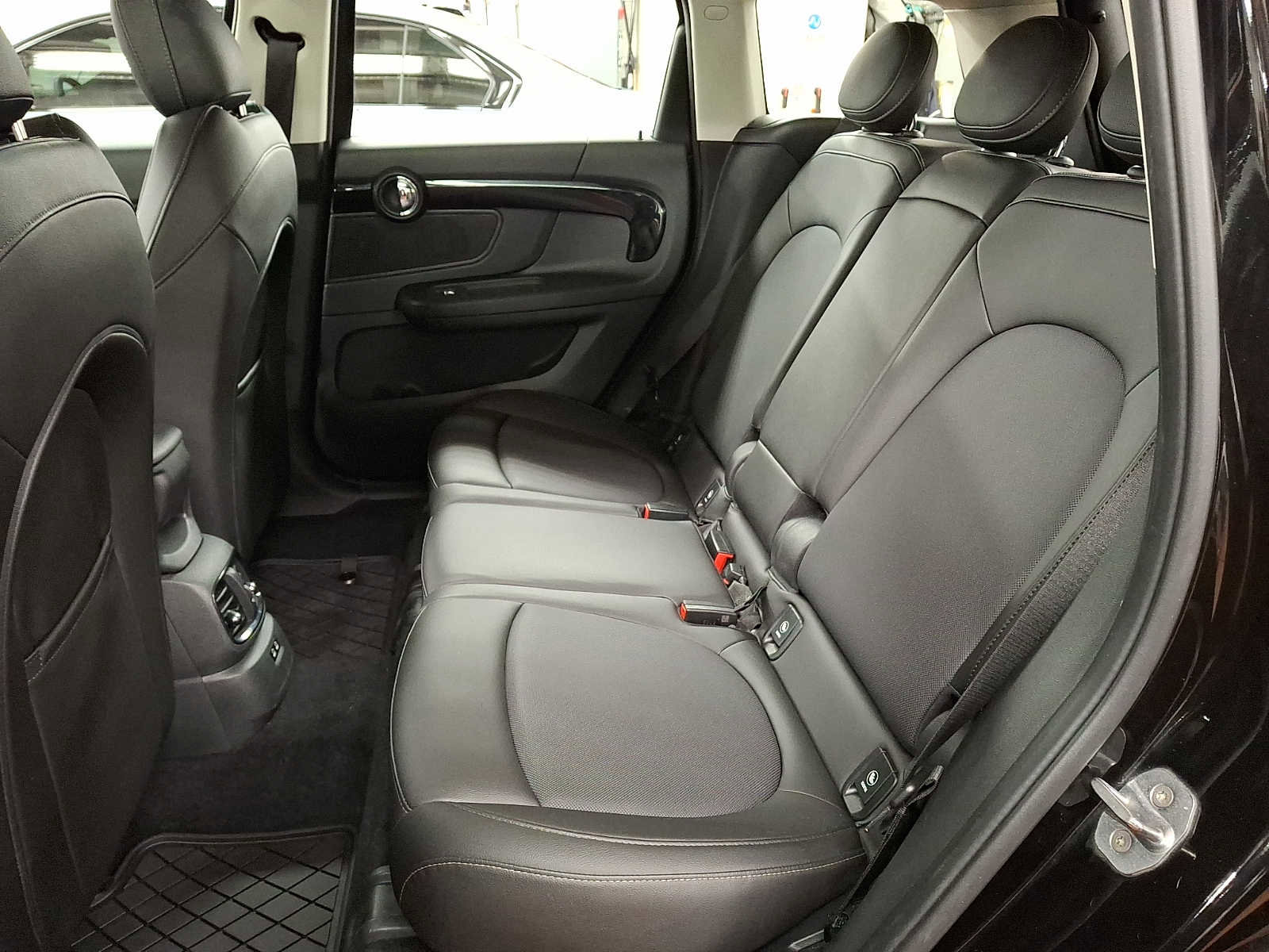 Used 2020 MINI Cooper Countryman S w/ Storage Package image 8