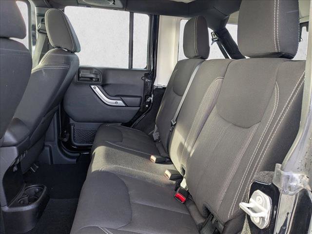Used 2014 Jeep Wrangler Unlimited Sahara w/ Connectivity Group image 15