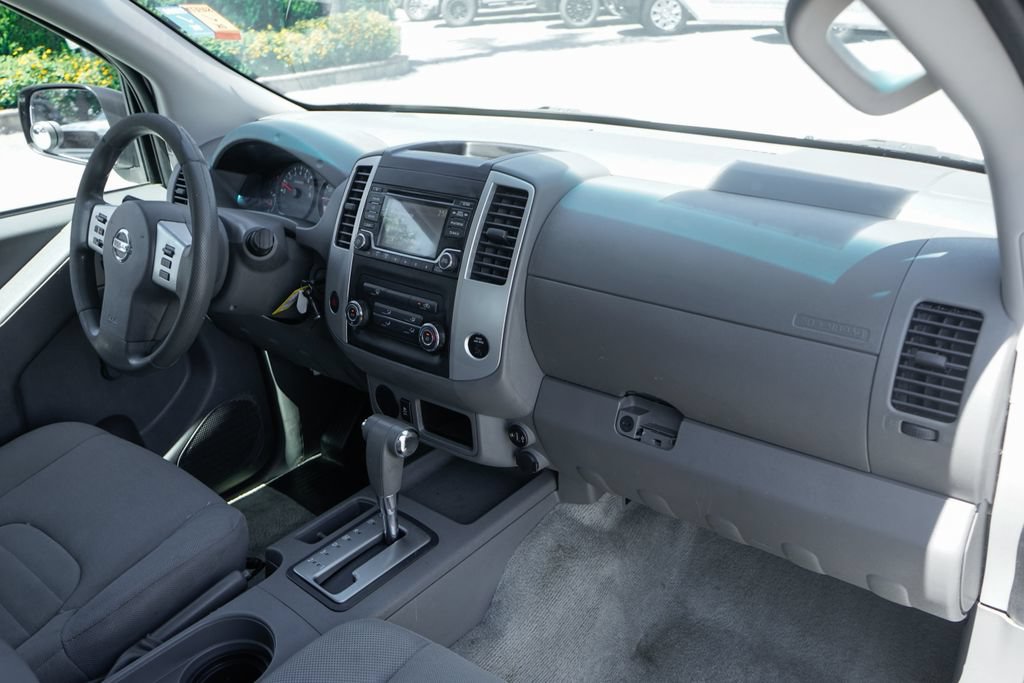 Used 2018 Nissan Frontier S RWD image 30