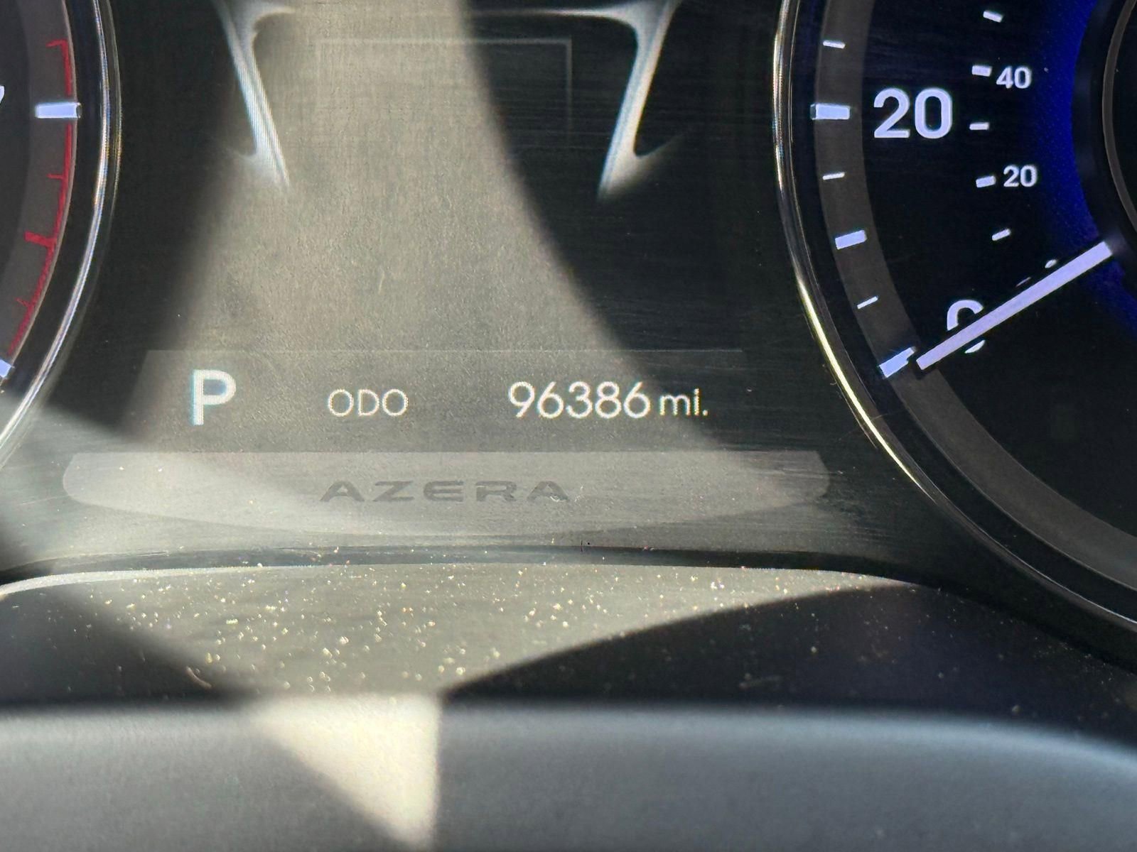 Used 2014 Hyundai Azera Limited w/ Option Group 02 FWD image 49