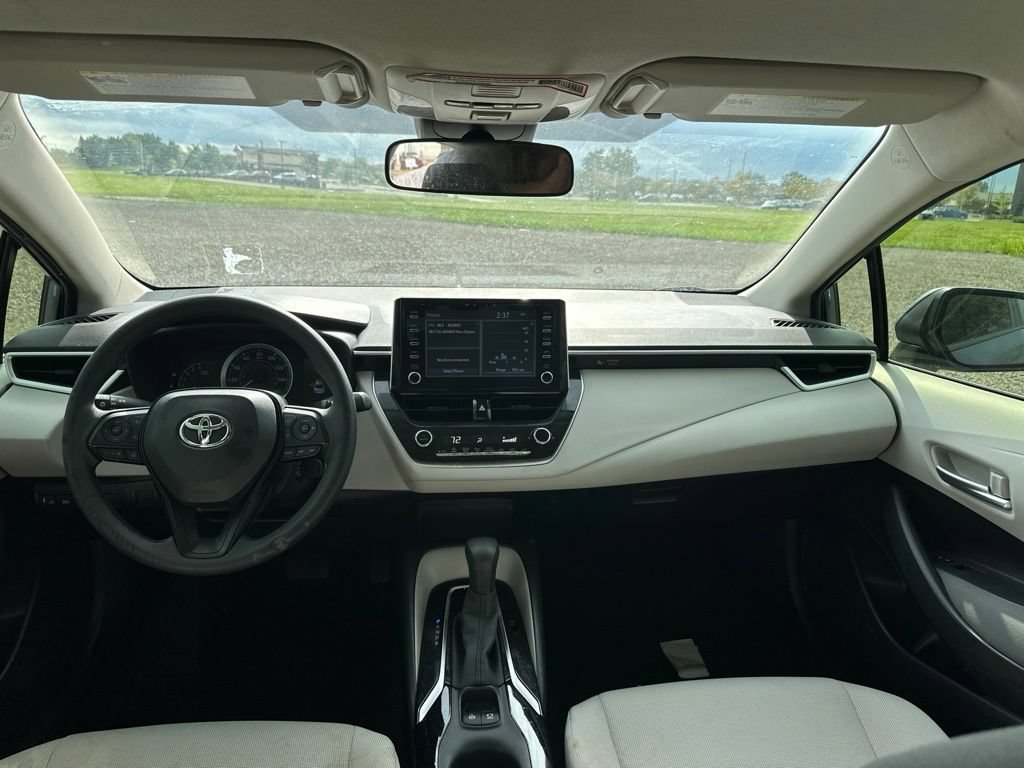 Used 2020 Toyota Corolla LE FWD image 18
