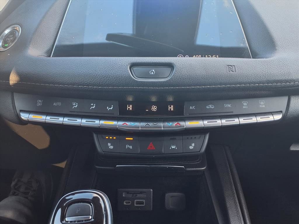 Used 2021 Cadillac XT4 Premium Luxury w/ Cold Weather Package image 20