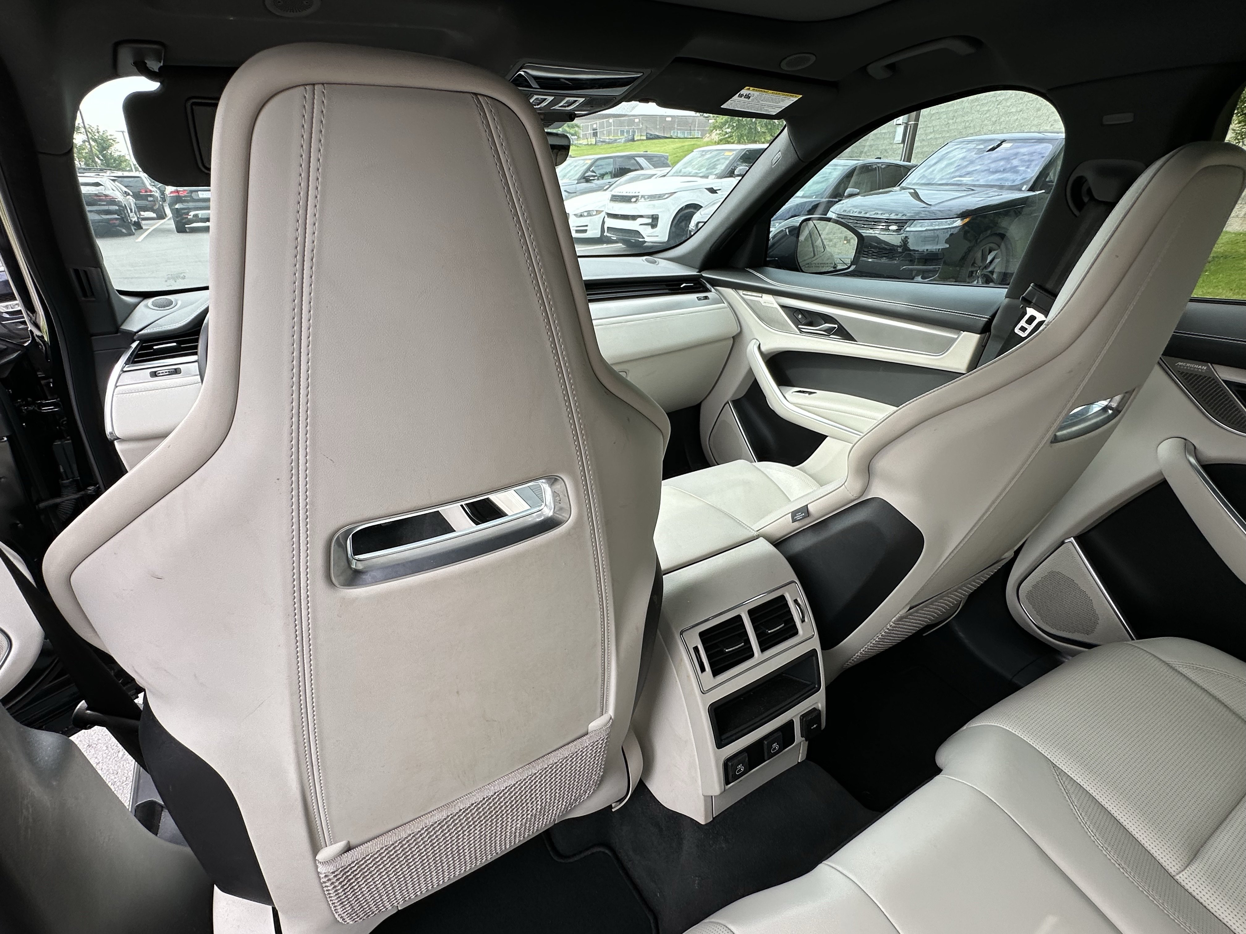 Used 2026 Jaguar F-PACE R-Dynamic S AWD/4WD image 31