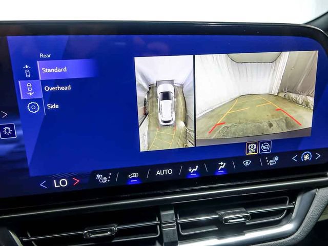 New 2026 Chevrolet Equinox EV LT w/ Comfort Package FWD image 16