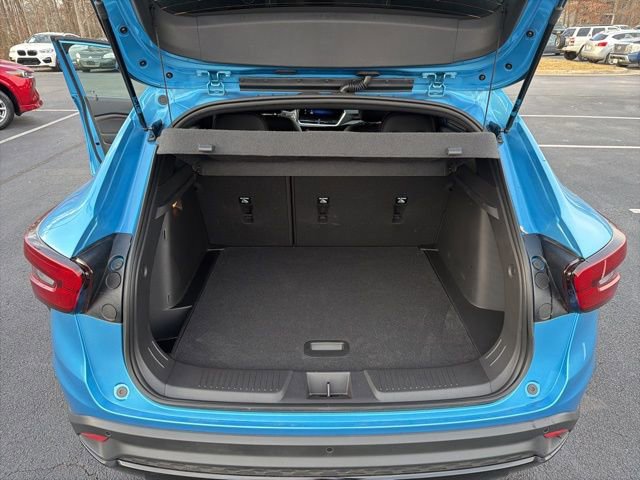 Used 2025 Chevrolet Trax RS w/ Sunroof Package image 29