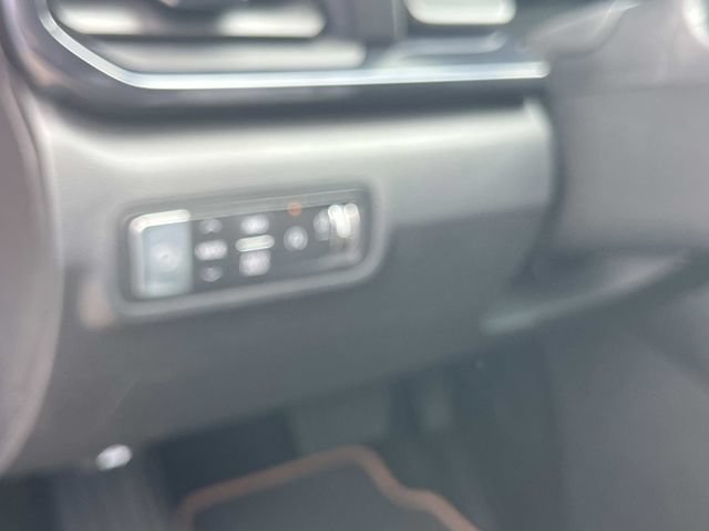 Used 2026 GMC Terrain AT4 w/ Convenience Package III AWD/4WD image 31