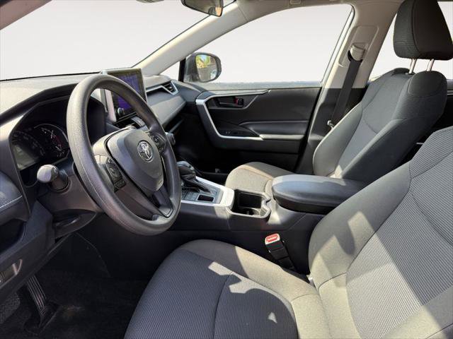 Certified 2024 Toyota RAV4 LE AWD/4WD image 9