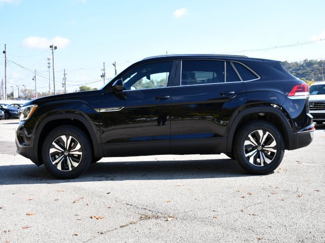 New 2026 Volkswagen Atlas Cross Sport SE AWD/4WD image 4