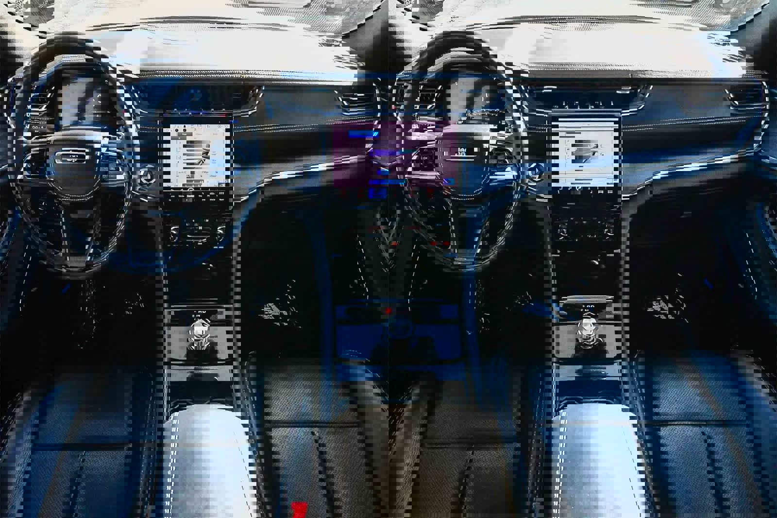 Used 2023 Jeep Grand Cherokee Overland w/ Adv Protech Group III image 11