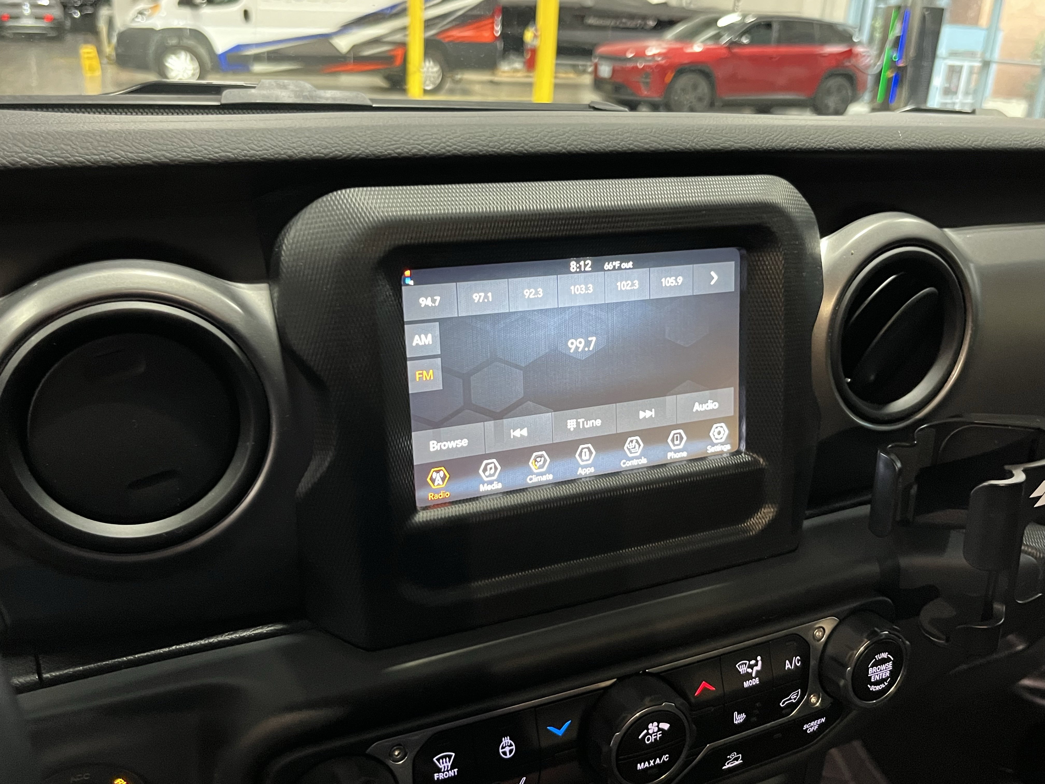 Certified 2022 Jeep Wrangler Willys image 18