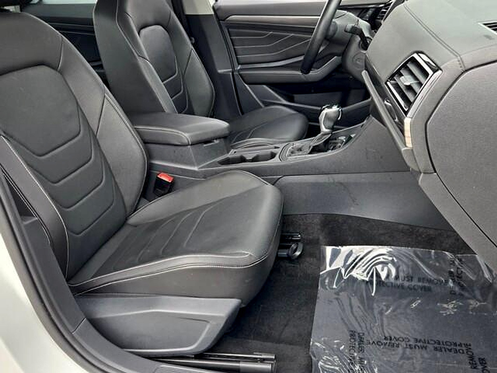 Used 2023 Volkswagen Jetta SEL FWD image 16