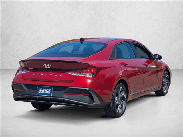 Used 2025 Hyundai Elantra Sport FWD image 5