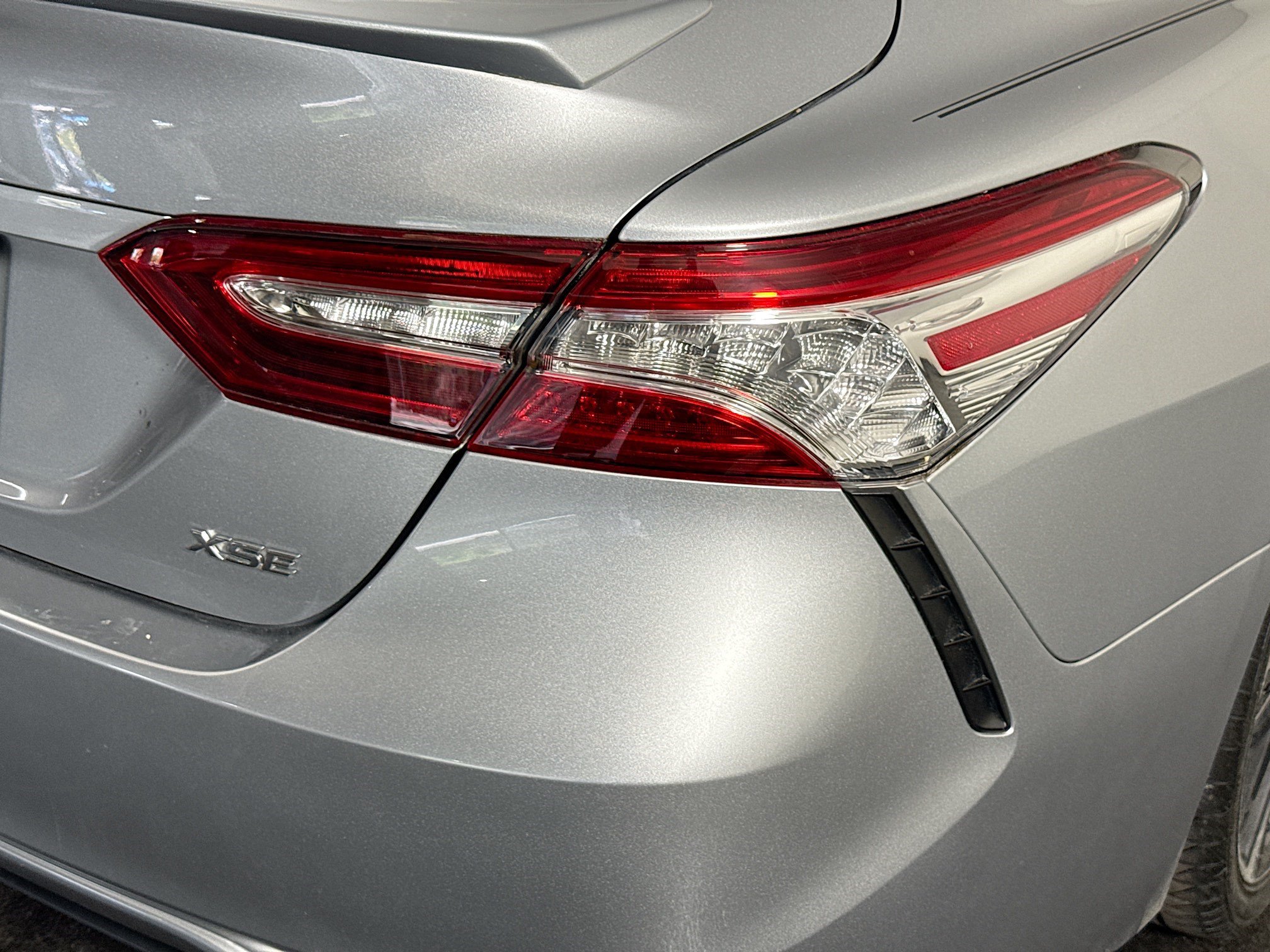 Used 2020 Toyota Camry XSE FWD image 34