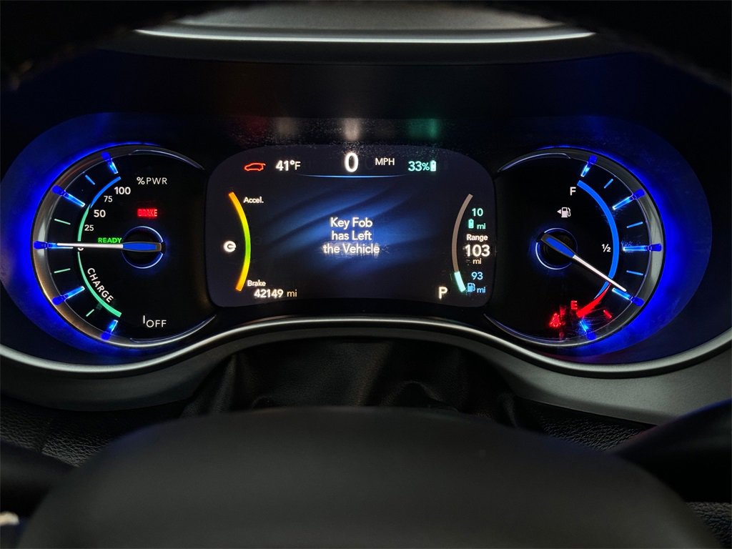 Used 2020 Chrysler Pacifica Touring-L w/ S Appearance Package image 15