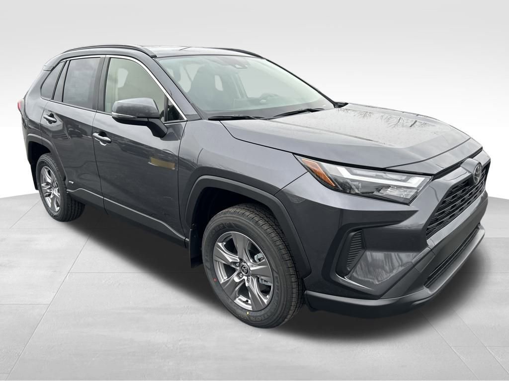 New 2025 Toyota RAV4 LE image 7