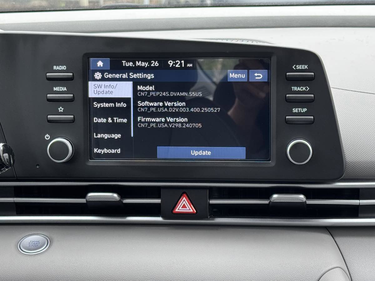 Used 2026 Hyundai Elantra Sport FWD image 18