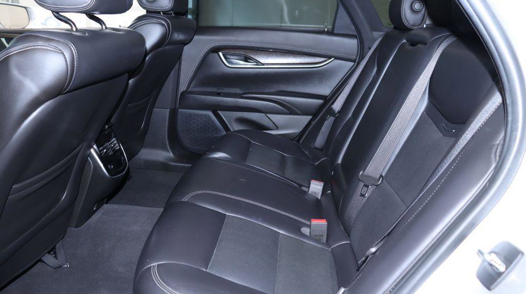 Used 2019 Cadillac XTS Luxury FWD image 22