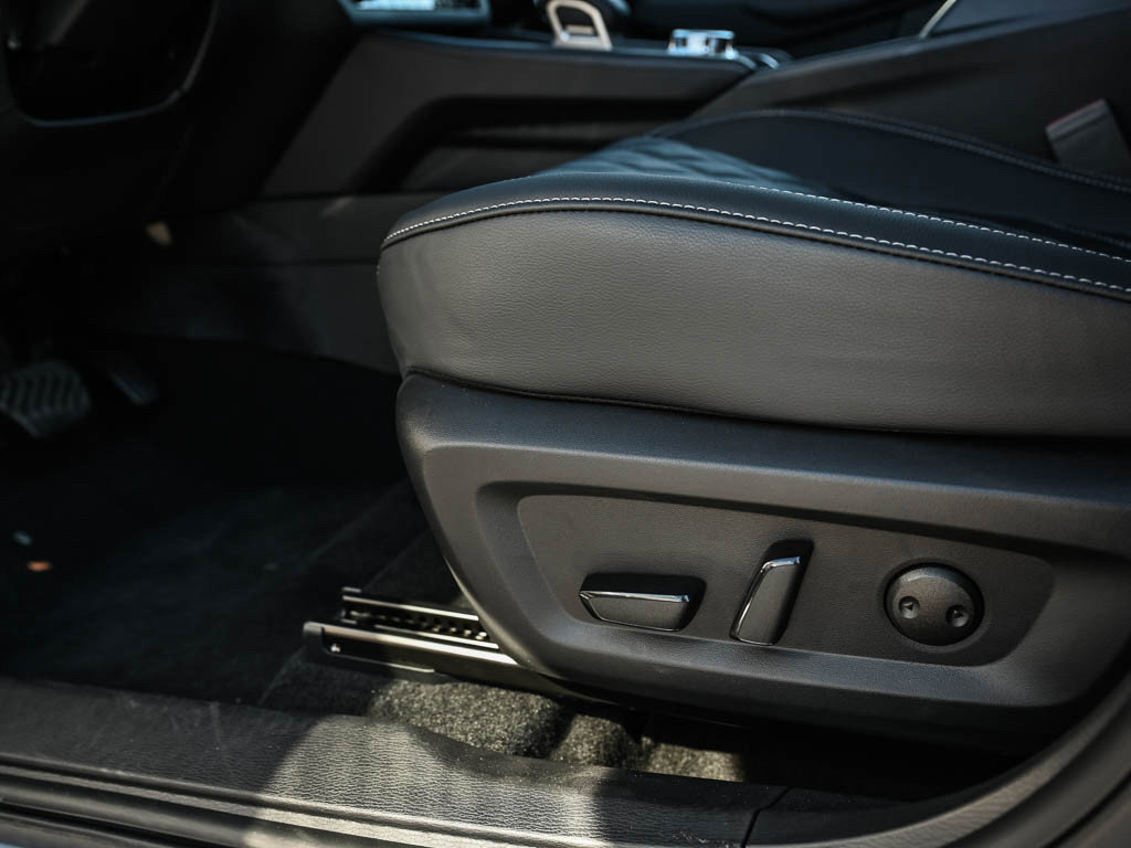 New 2025 Mitsubishi Outlander SEL image 18