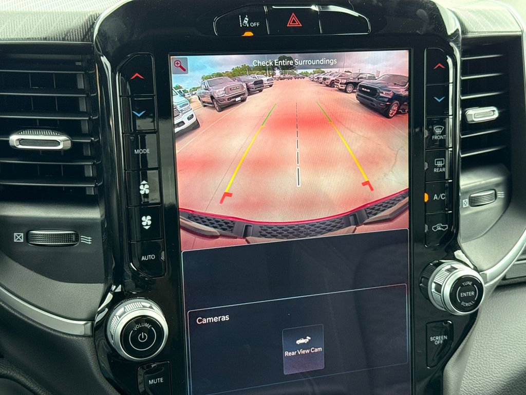 New 2026 RAM 1500 4x4 Crew Cab image 24