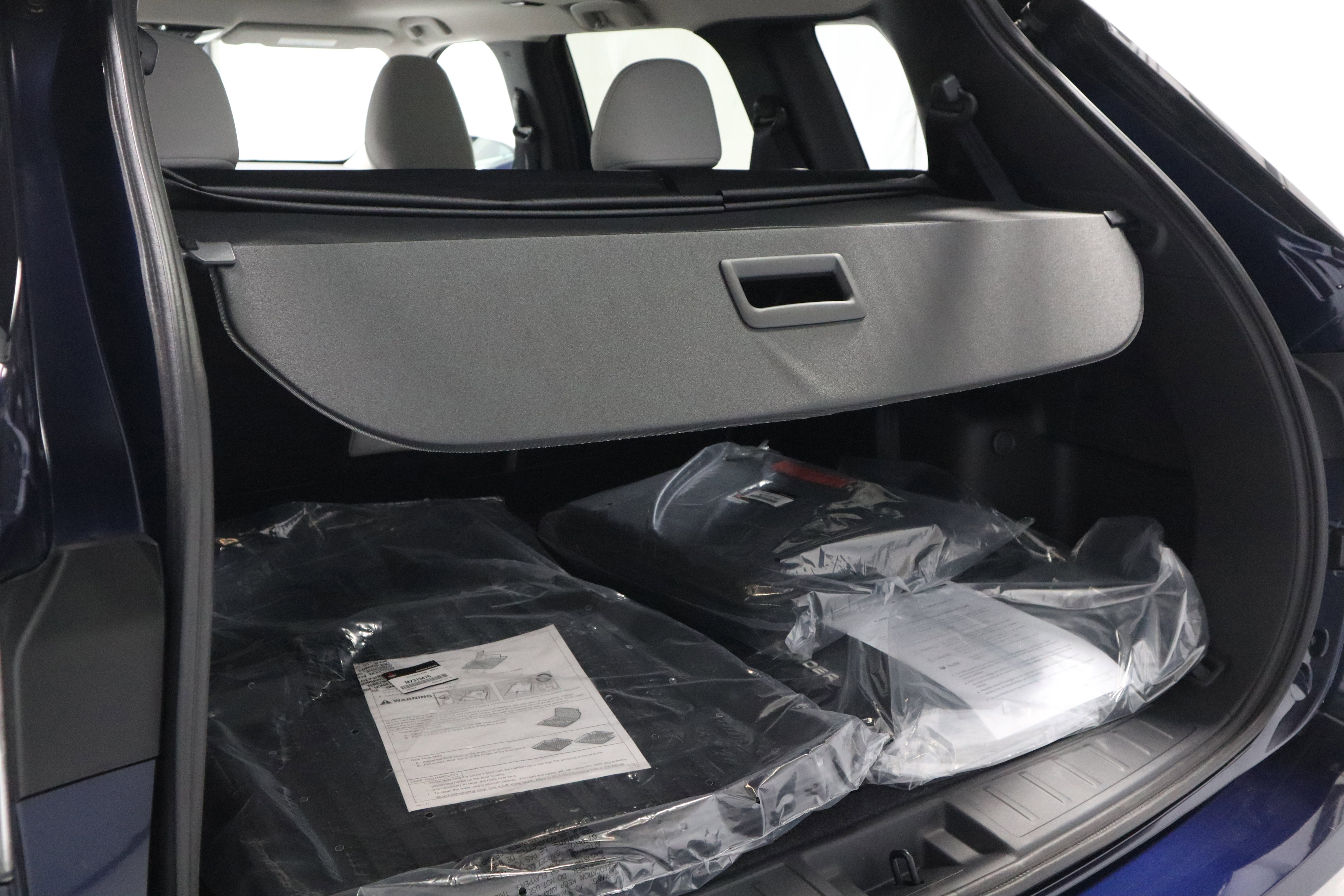 New 2025 Mitsubishi Outlander SE image 12