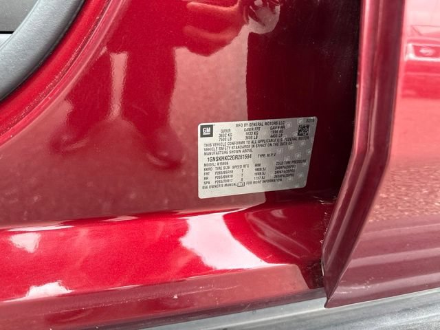 Used 2016 Chevrolet Suburban LT w/ Luxury Package AWD/4WD image 25