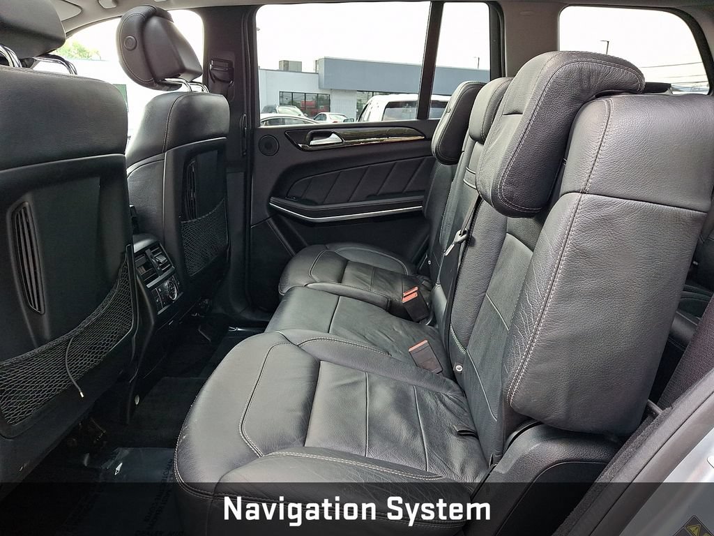 Used 2015 Mercedes-Benz GL 550 4MATIC image 13