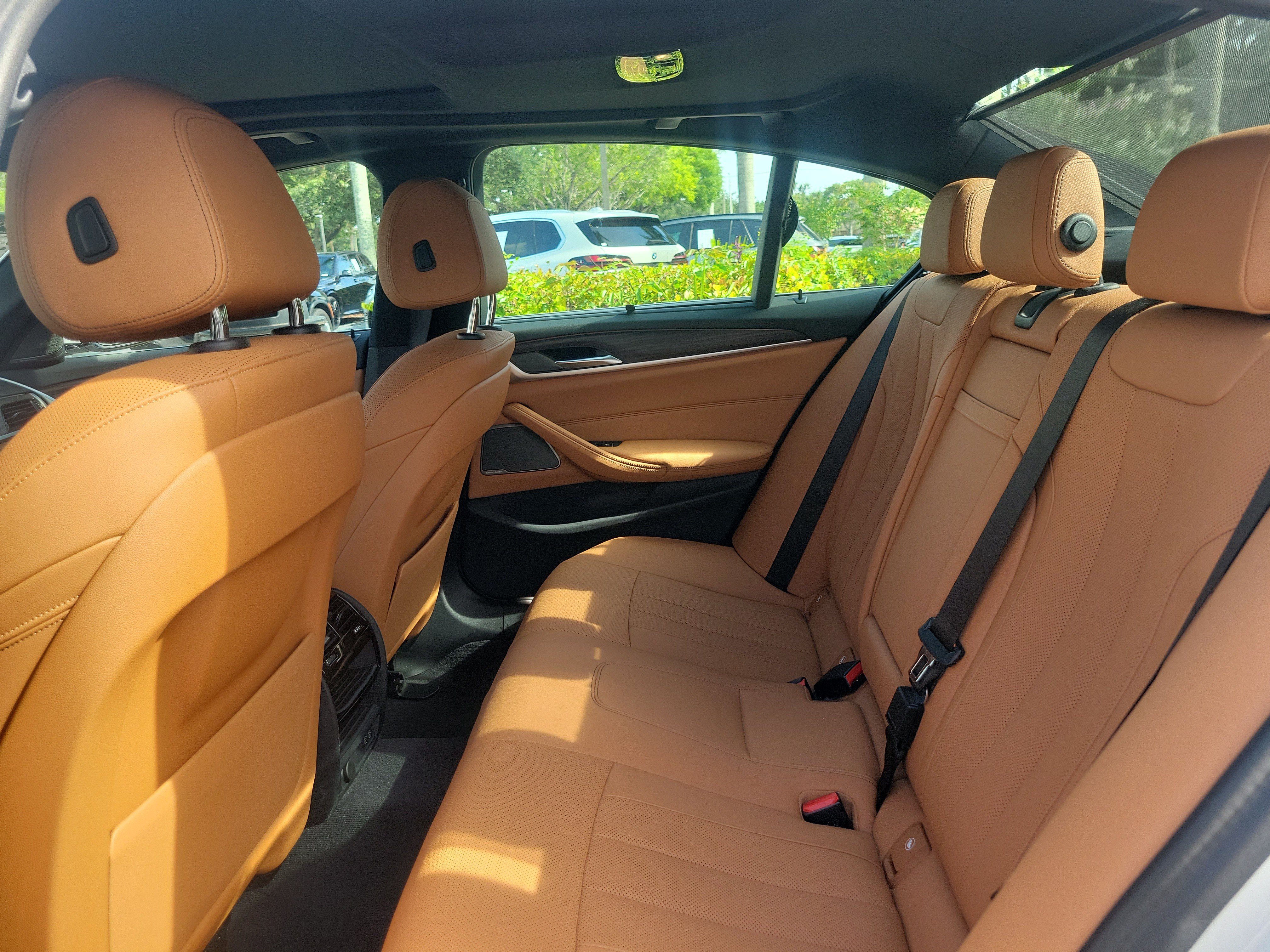 Used 2023 BMW 540i w/ Executive Package RWD image 11