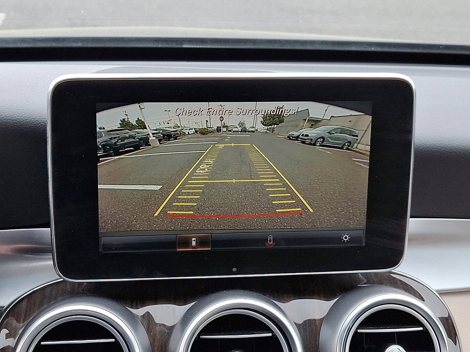 Used 2018 Mercedes-Benz C 300 4MATIC Sedan image 20