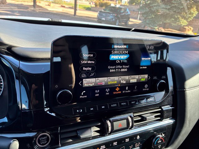 Certified 2024 Nissan Pathfinder SL w/ Black Appearance Package AWD/4WD image 28