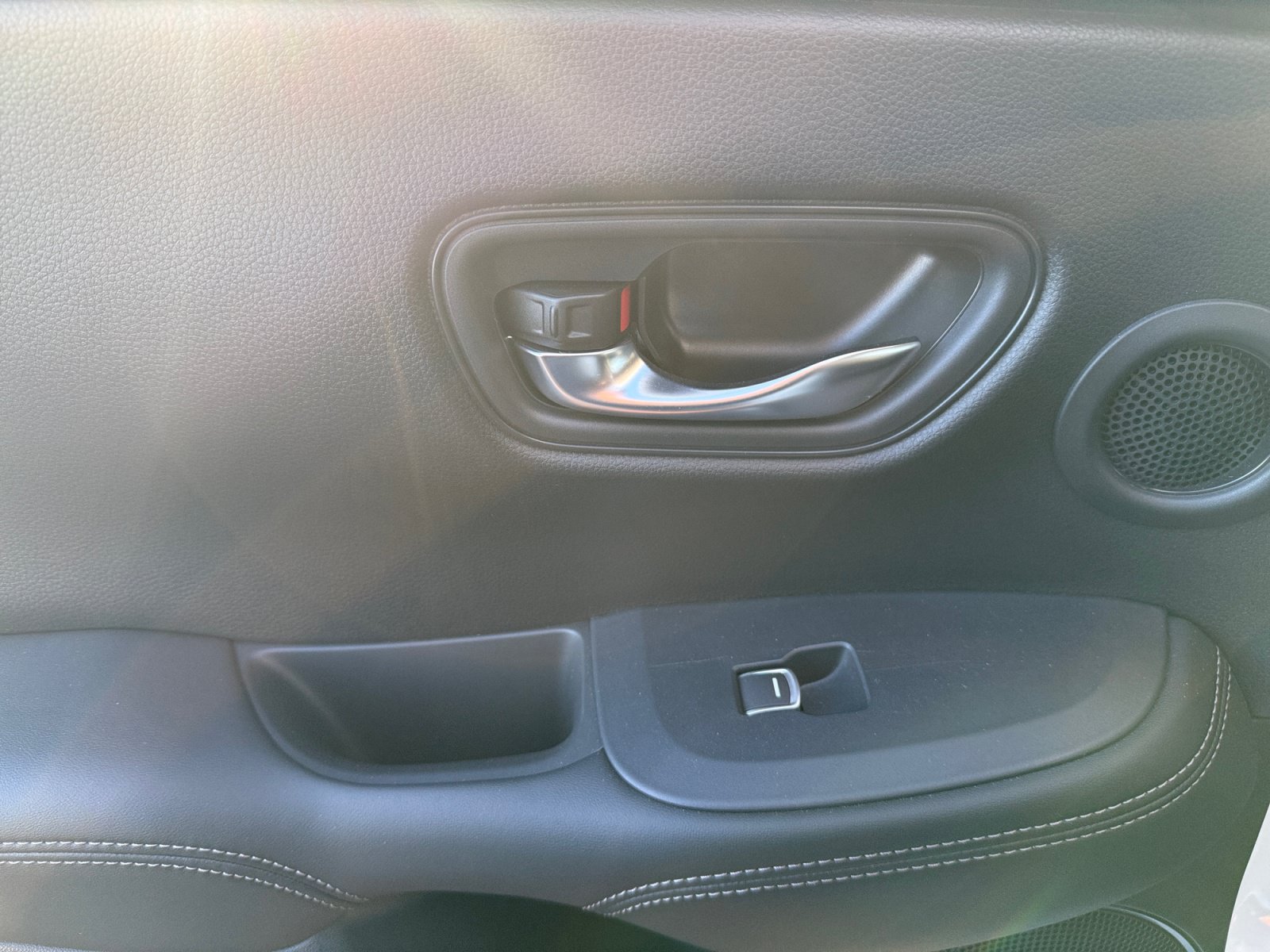 Used 2023 Honda HR-V EX-L image 19
