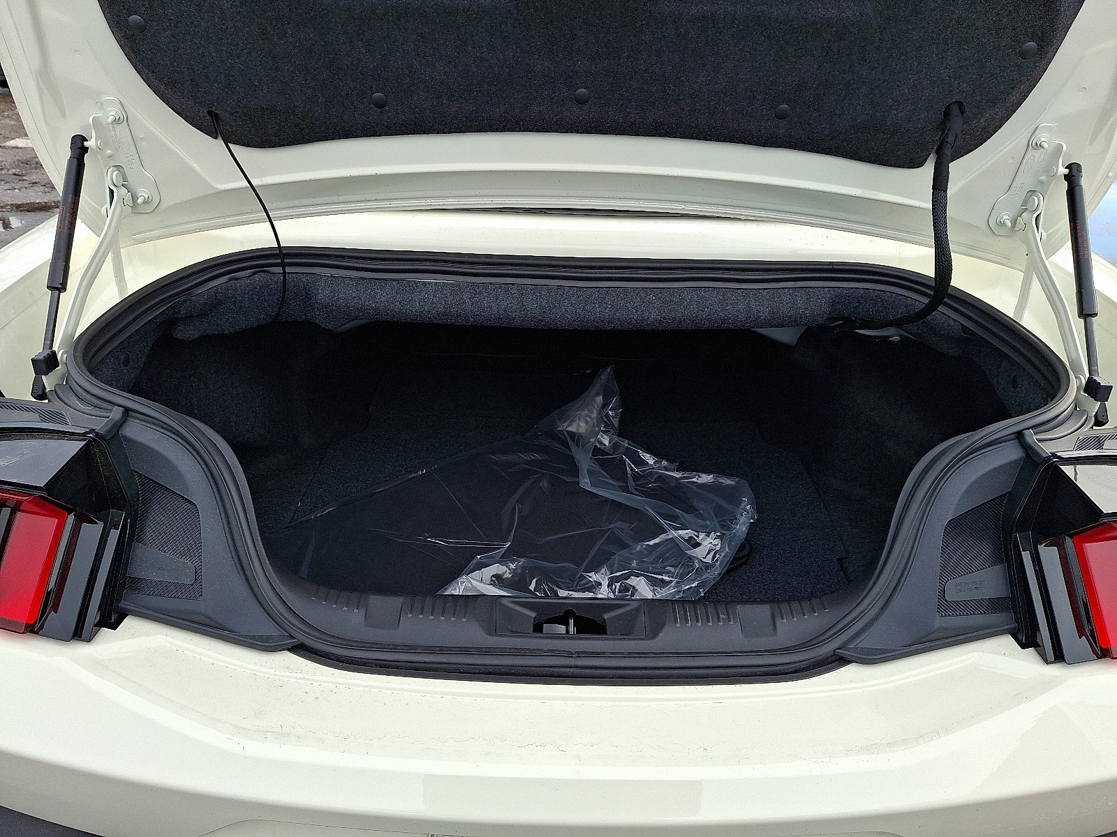 Used 2025 Ford Mustang GT Premium w/ 60th Anniversary Package image 27