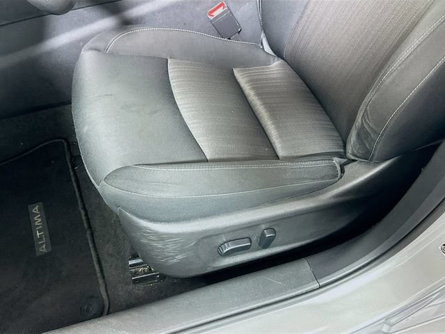 Used 2024 Nissan Altima 2.5 SV FWD image 20