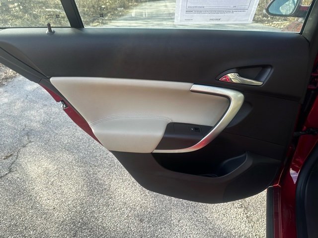 Used 2013 Buick Regal Premium image 13